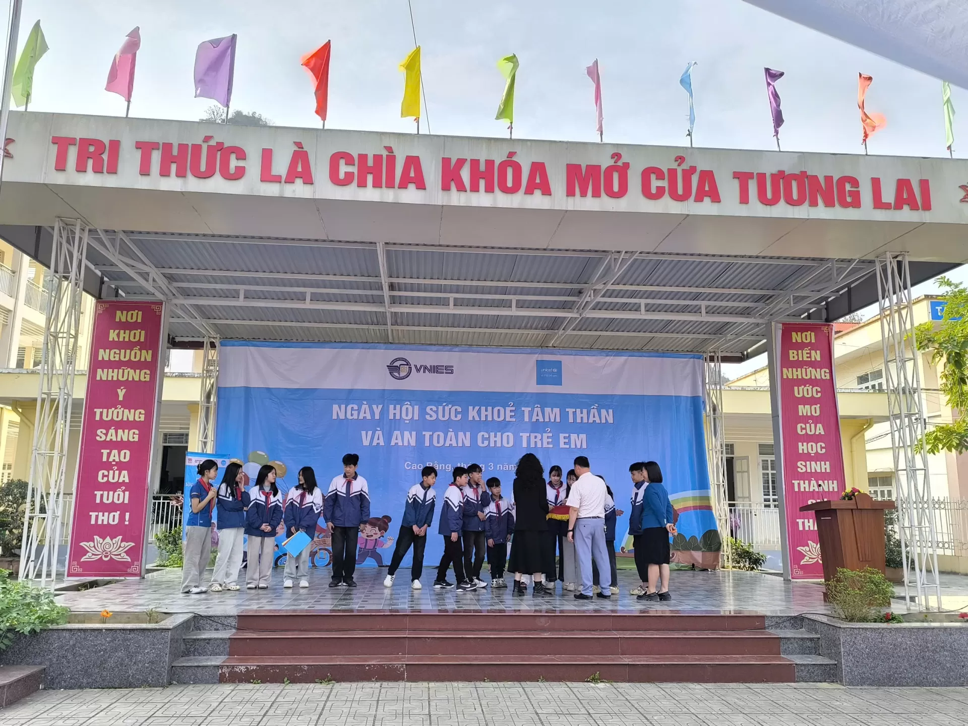 Trường THCS Hùng Quốc Cao Bằng