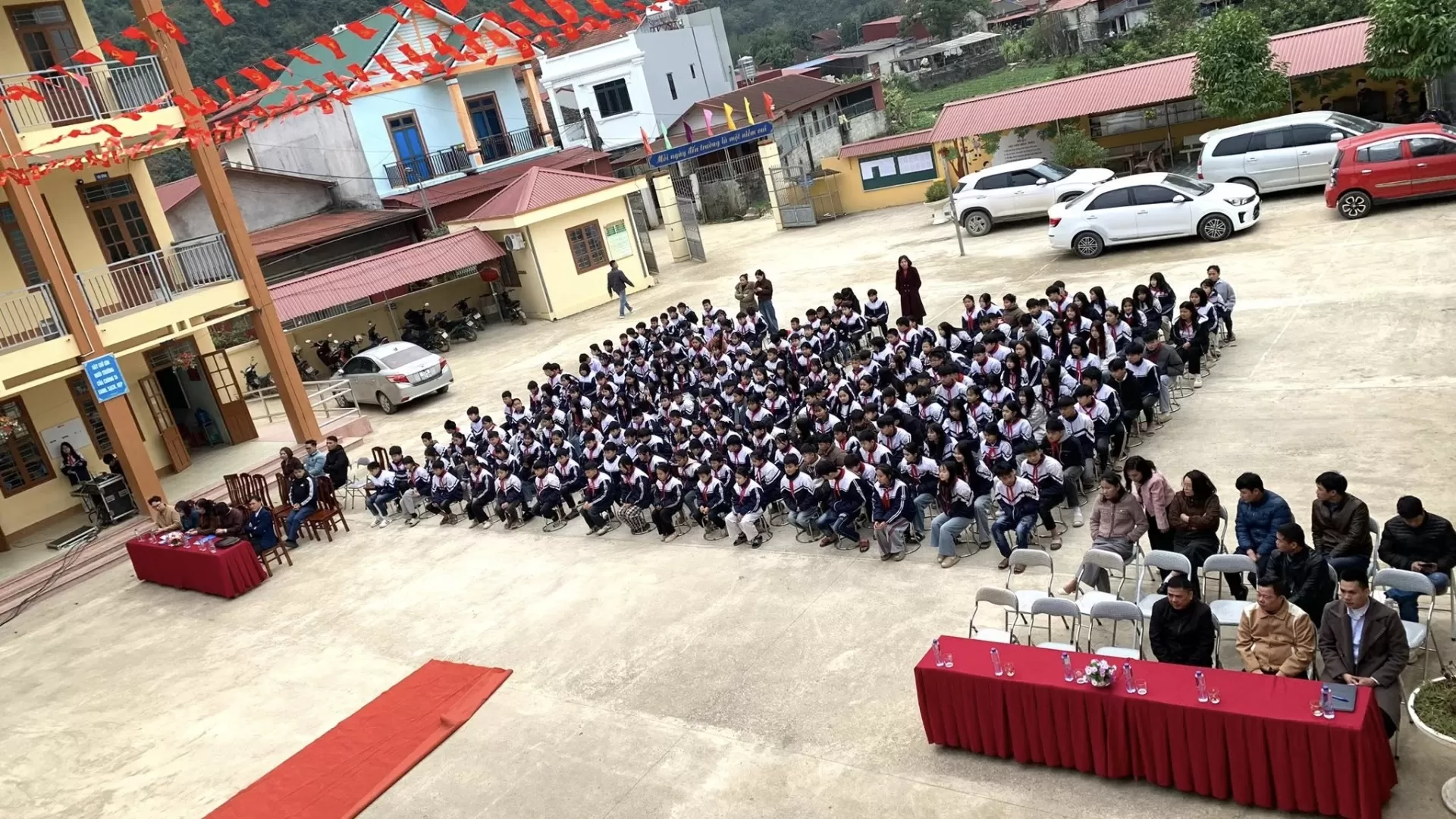 Trường THCS Nhất Hòa