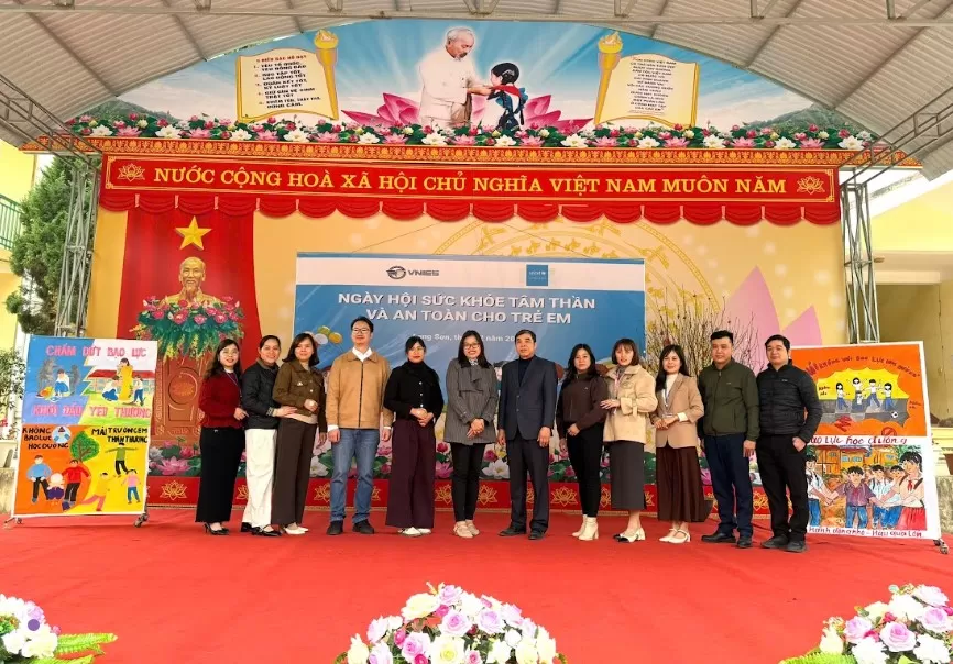 Tổ chức tập huấn giáo viên làm công tác tư vấn tâm lý cho học sinh vùng bị ảnh hưởng bởi thiên tai và tham vấn cho học sinh trung học cơ sở tại Lạng Sơn