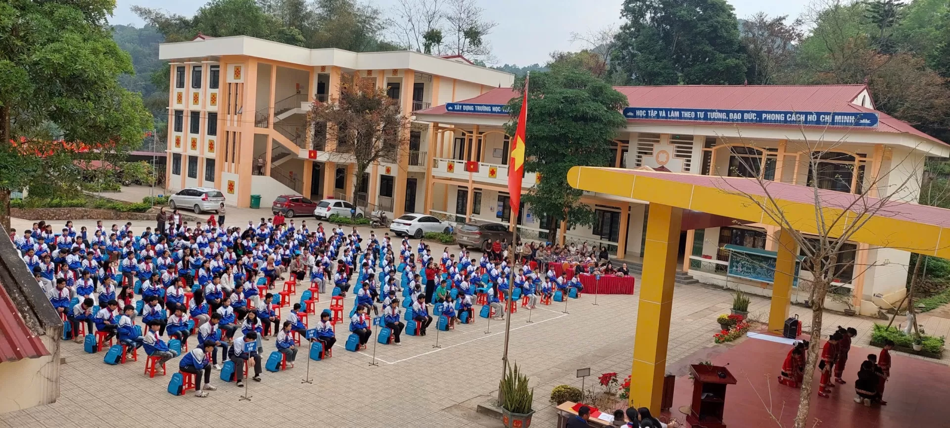 6/3 thpt nà bao Cao Bằng