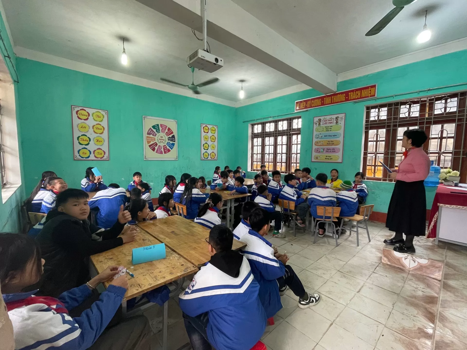 Trường TH, THCS ĐẠI ĐỒNG II - LẠNG SƠN