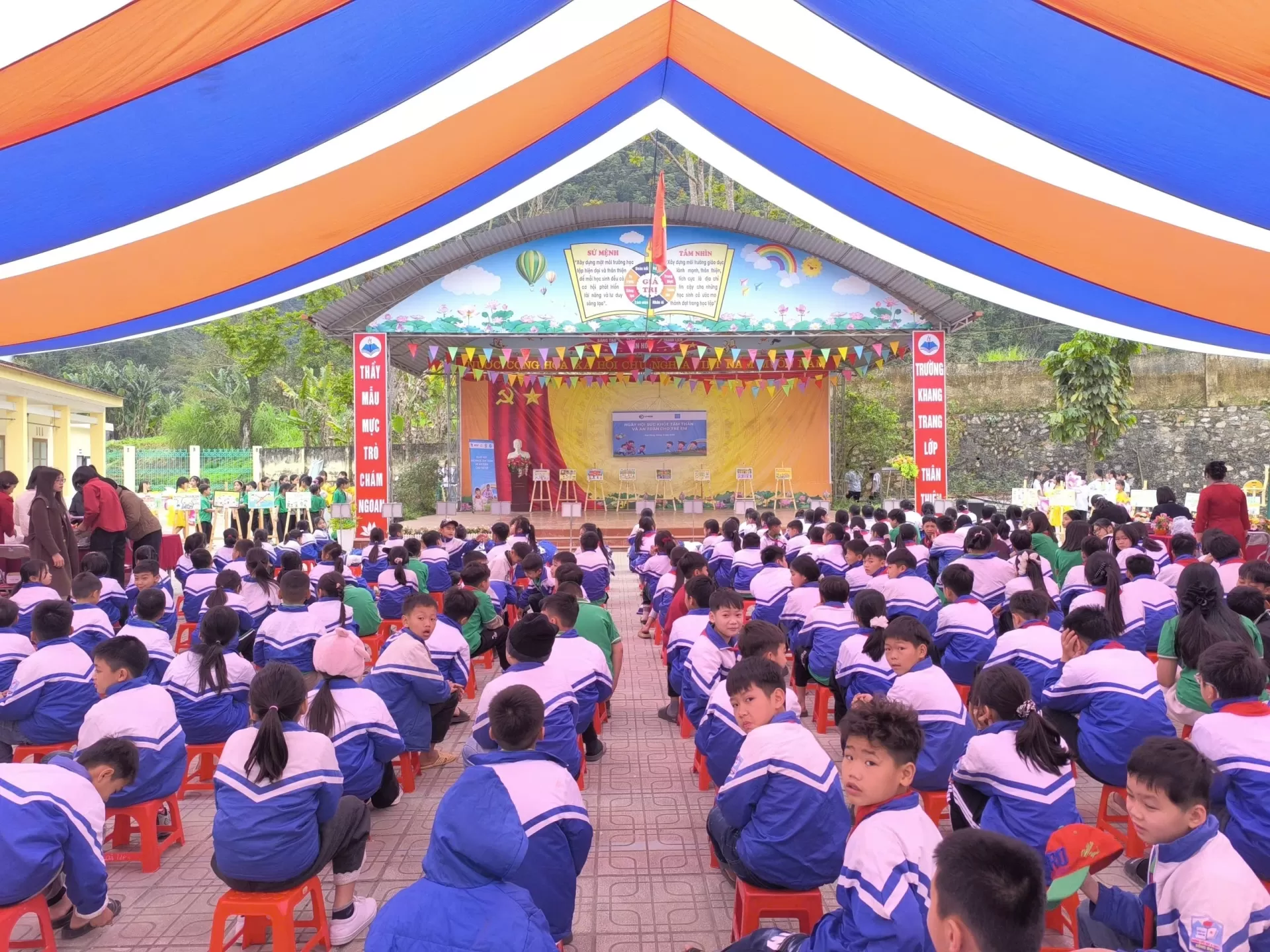 Trường TH-THCS Hồng Đại Cao Bằng